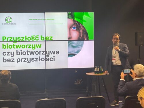 „Przyszłość bez biotworzyw czy biotworzywa bez przyszłości?”